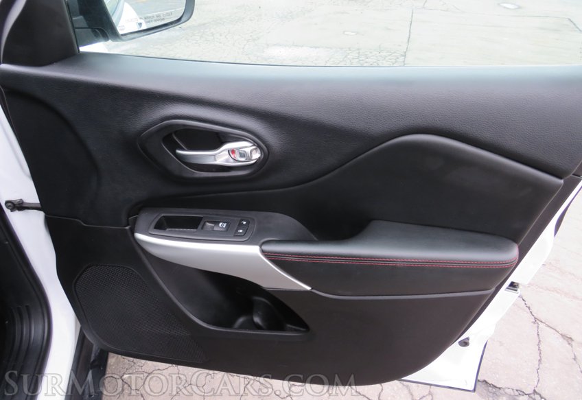 2018 Jeep Cherokee - Image 54