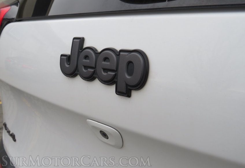 2018 Jeep Cherokee - Image 20