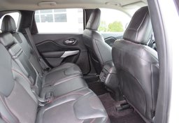 2018 Jeep Cherokee - Image 29