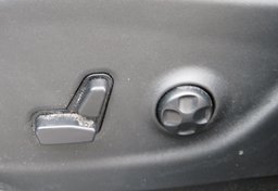 2018 Jeep Cherokee - Image 49