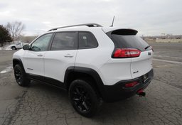 2018 Jeep Cherokee - Image 8