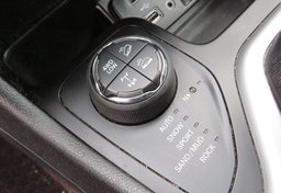 2018 Jeep Cherokee - Image 42