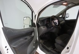 2020 Nissan NV200 - Image 27