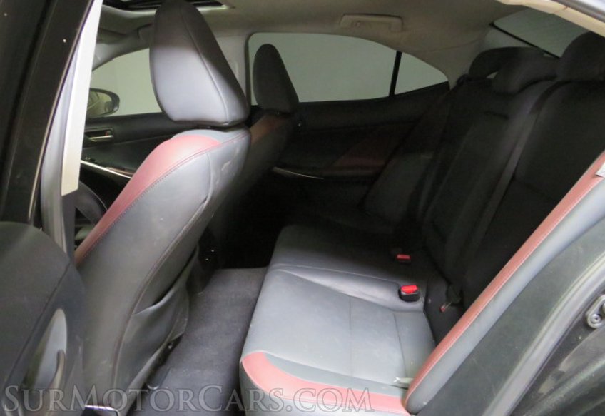 2020 Lexus IS 300 - Image 30