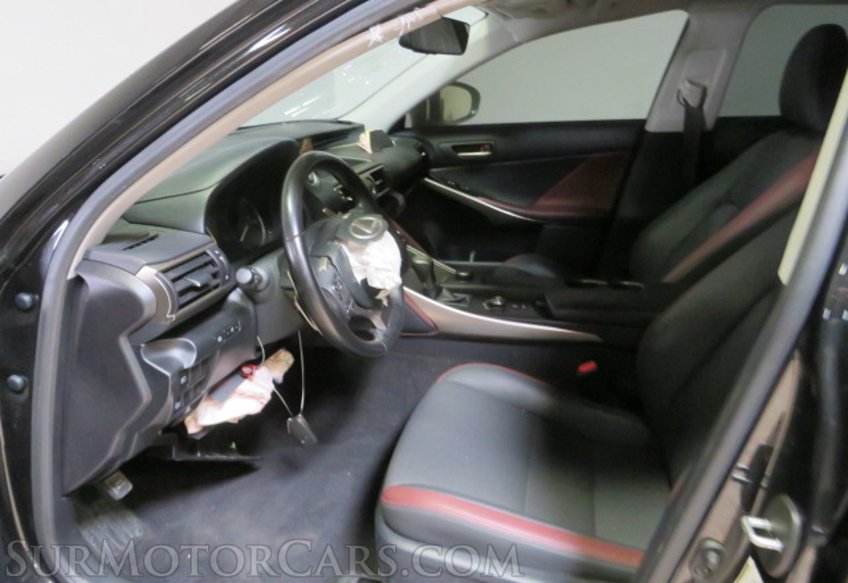 2020 Lexus IS 300 - Image 26