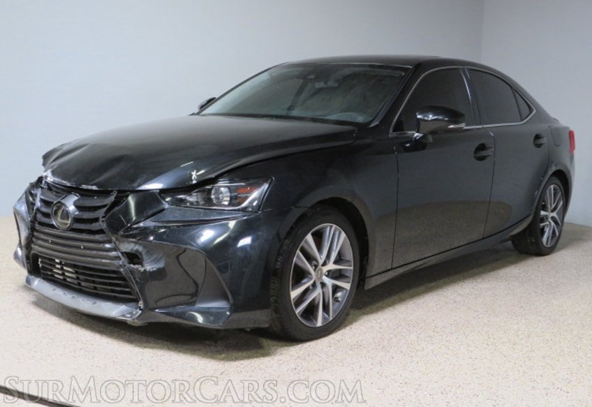 2020 Lexus IS 300 - Image 3