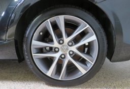 2020 Lexus IS 300 - Image 17