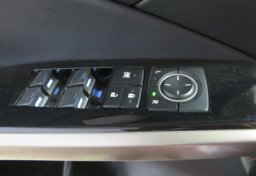 2020 Lexus IS 300 - Image 41