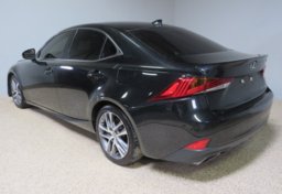 2020 Lexus IS 300 - Image 5