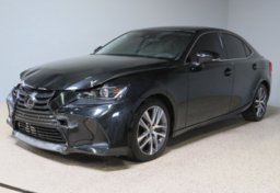 2020 Lexus IS 300 - Image 3