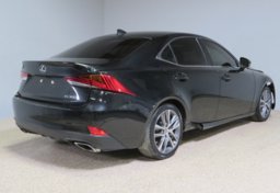 2020 Lexus IS 300 - Image 8
