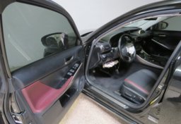 2020 Lexus IS 300 - Image 20