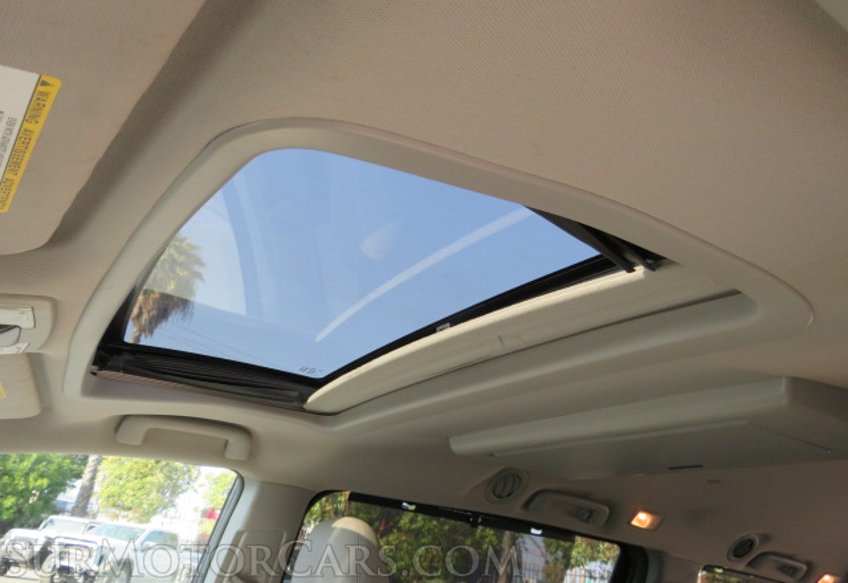 2018 Toyota Sienna - Image 21