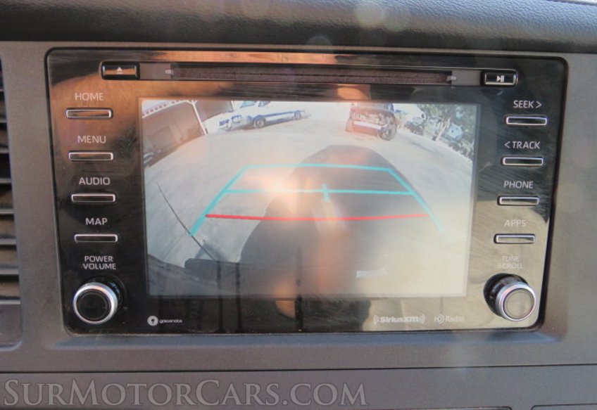 2018 Toyota Sienna - Image 40