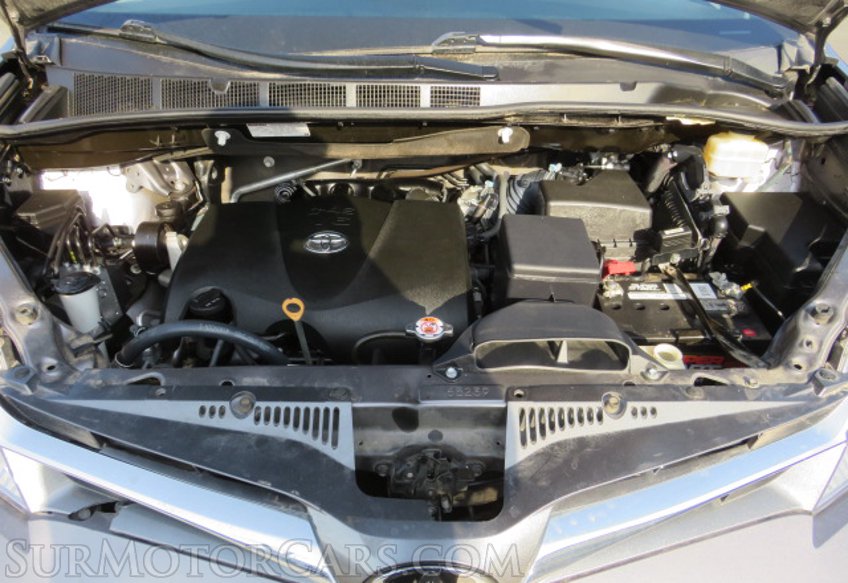 2018 Toyota Sienna - Image 63
