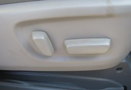 2018 Toyota Sienna - Image 56