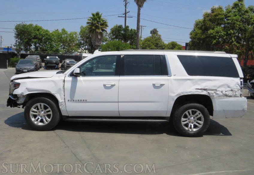 2020 Chevrolet Suburban - Image 12