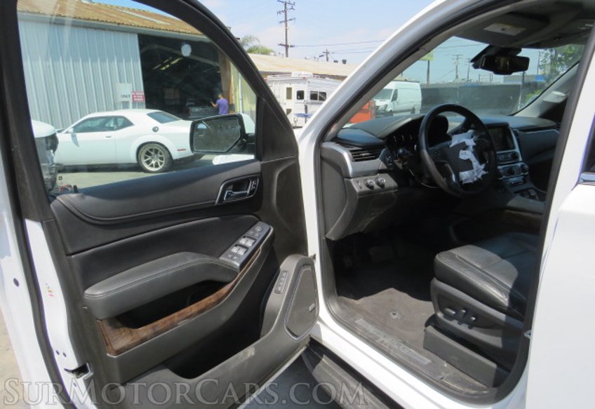 2020 Chevrolet Suburban - Image 19