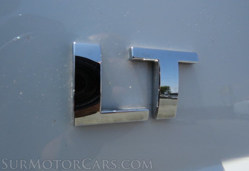 2020 Chevrolet Suburban - Image 17