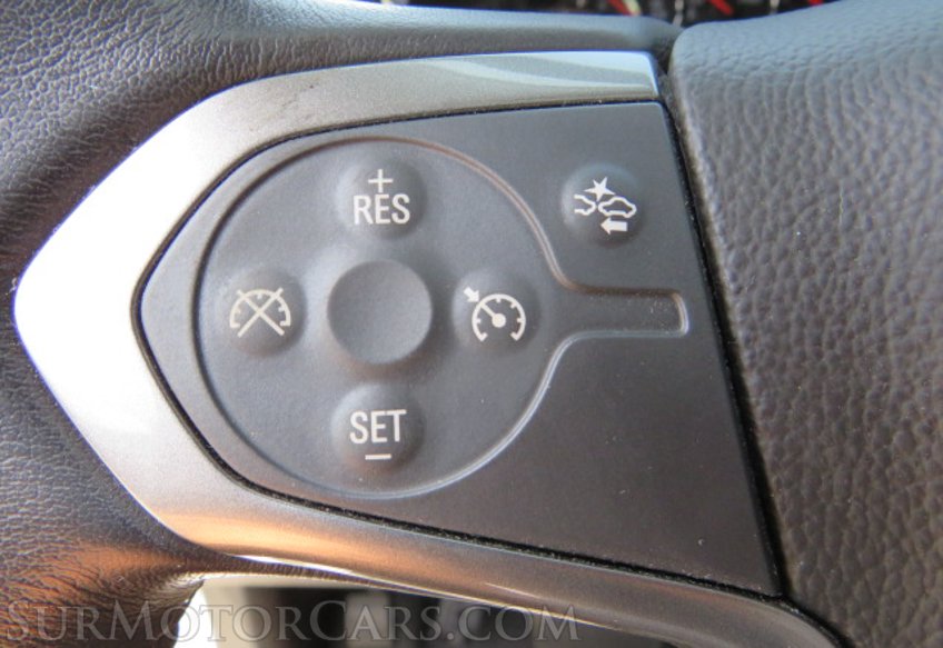 2020 Chevrolet Suburban - Image 36