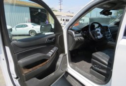 2020 Chevrolet Suburban - Image 19