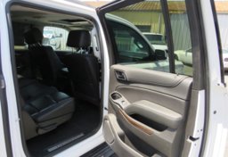 2020 Chevrolet Suburban - Image 22