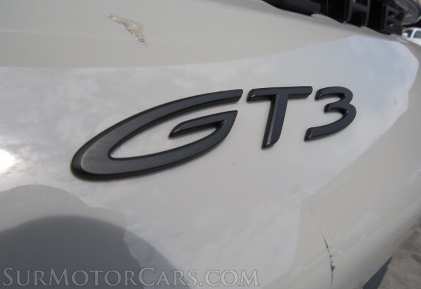 2022 Porsche 911 - Image 23