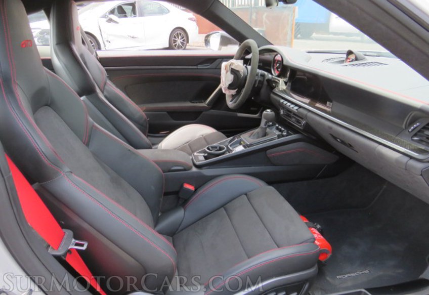 2022 Porsche 911 - Image 29