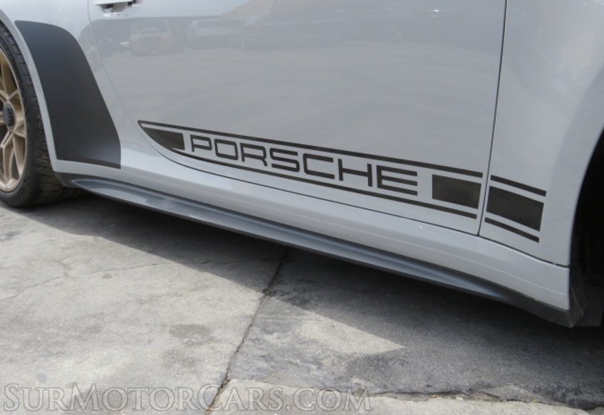2022 Porsche 911 - Image 18