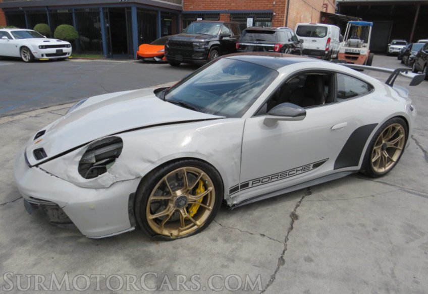 2022 Porsche 911 - Image 2