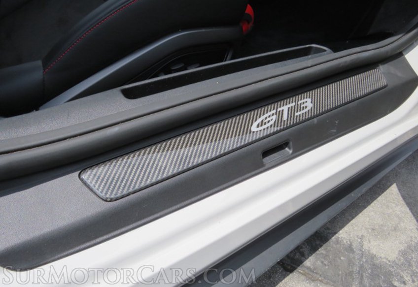 2022 Porsche 911 - Image 39