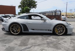 2022 Porsche 911 - Image 11