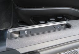 2022 Porsche 911 - Image 40