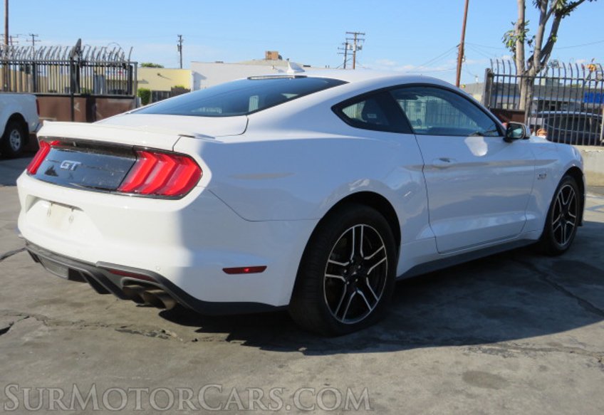 2021 Ford Mustang - Image 9