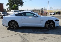 2021 Ford Mustang - Image 5