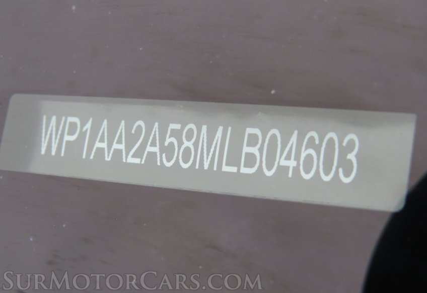 2021 Porsche Macan - Image 47