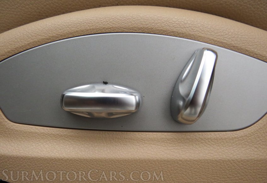 2021 Porsche Macan - Image 37