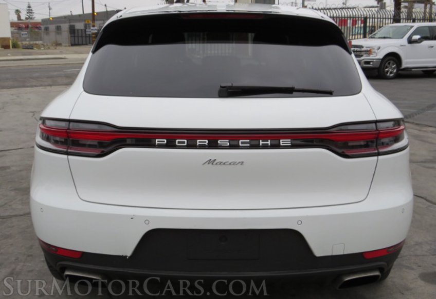 2021 Porsche Macan - Image 10