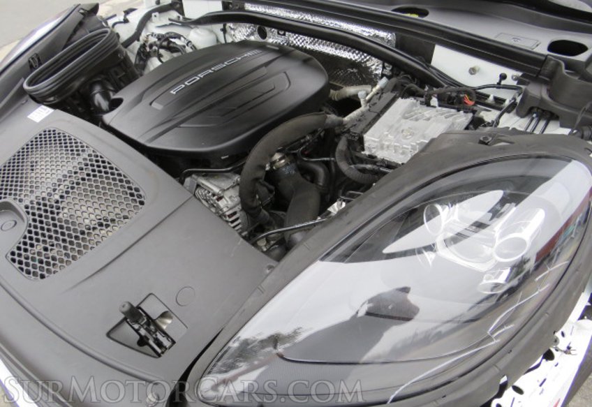 2021 Porsche Macan - Image 53