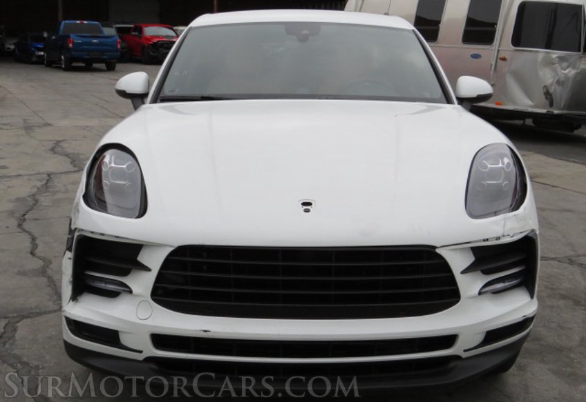 2021 Porsche Macan - Image 9