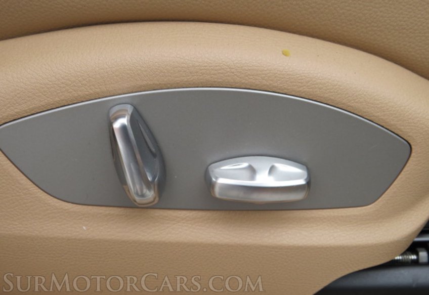 2021 Porsche Macan - Image 38