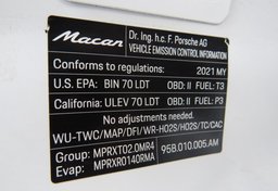 2021 Porsche Macan - Image 50