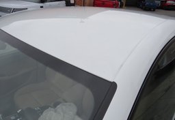 2021 Porsche Macan - Image 14