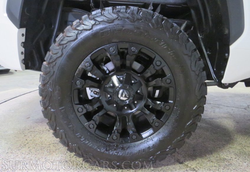 2023 Toyota Tundra - Image 20