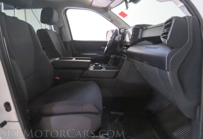 2023 Toyota Tundra - Image 26