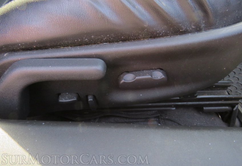 2005 Chevrolet Corvette - Image 31