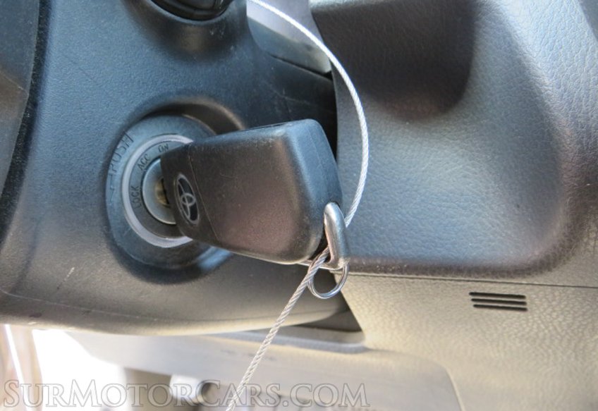 2020 Toyota Camry - Image 24