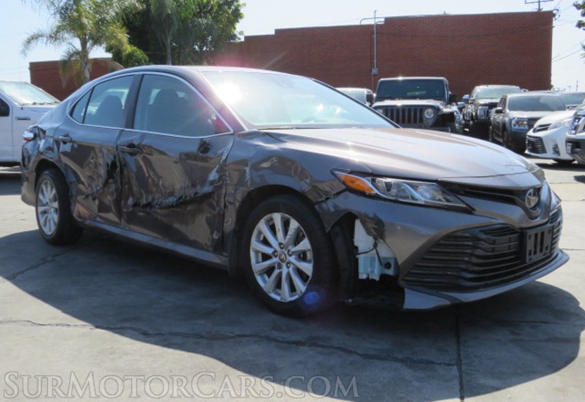 2020 Toyota Camry - Image 4