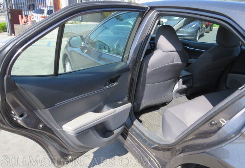 2020 Toyota Camry - Image 36