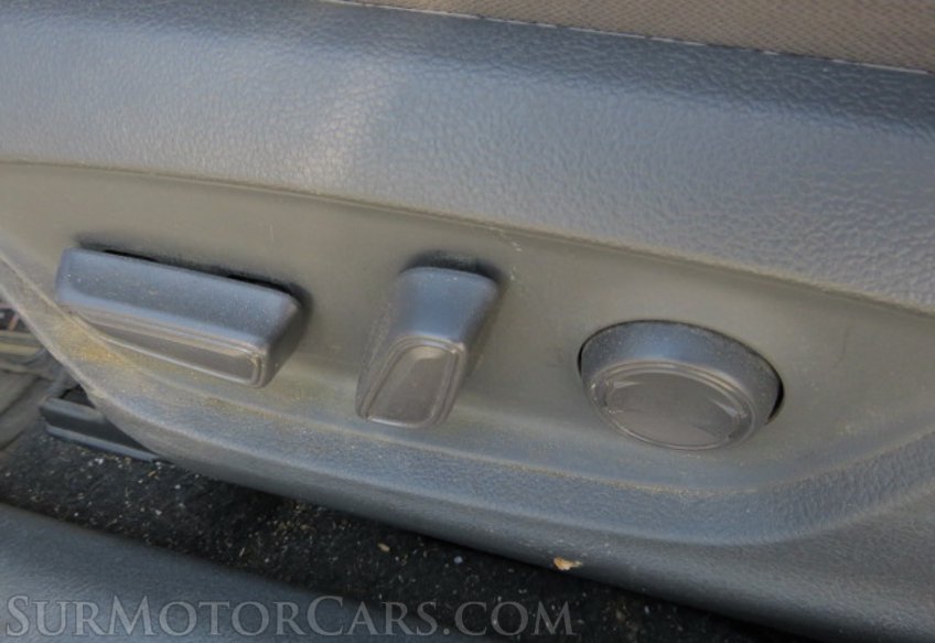 2020 Toyota Camry - Image 39